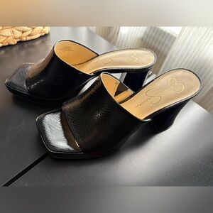 Jessica Simpson Black Women's Shoes. Size 8.5